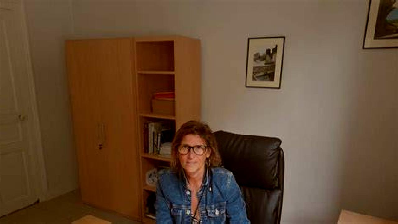 Abril 2 Marcilla escort