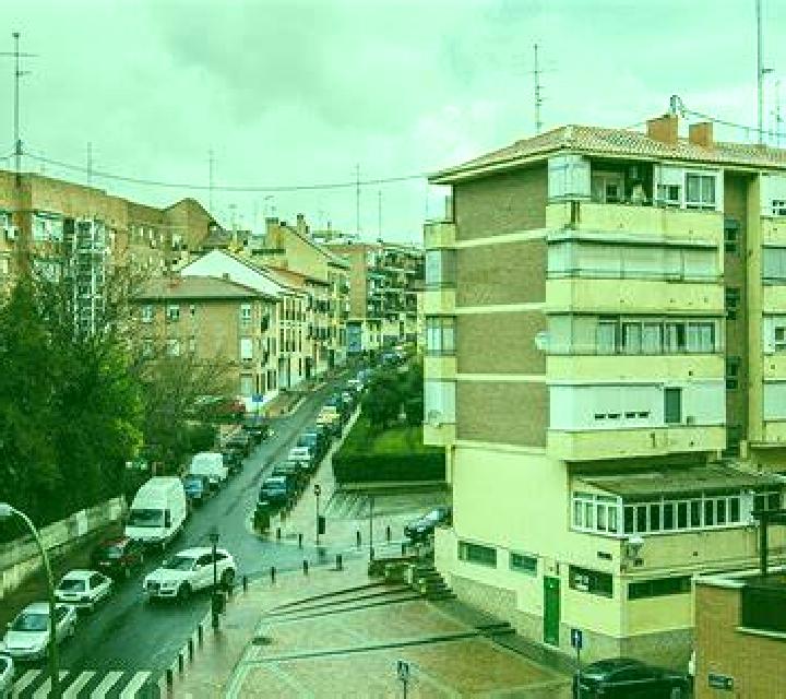 Abril Morana escort