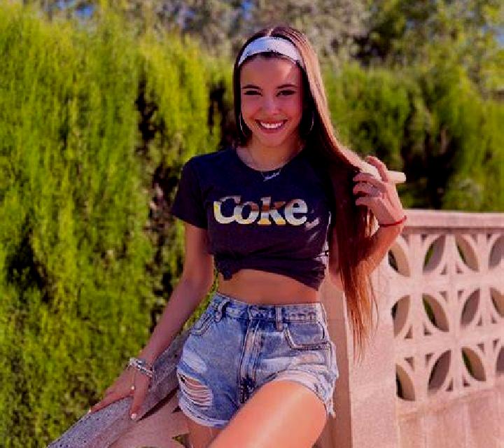 Abril Picon escort