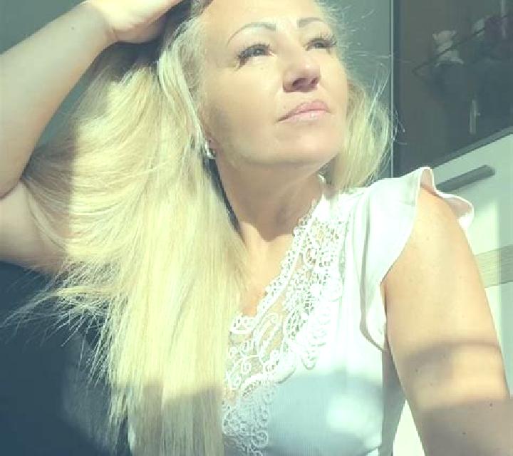 Adriana 2 Aldea del Cano escort