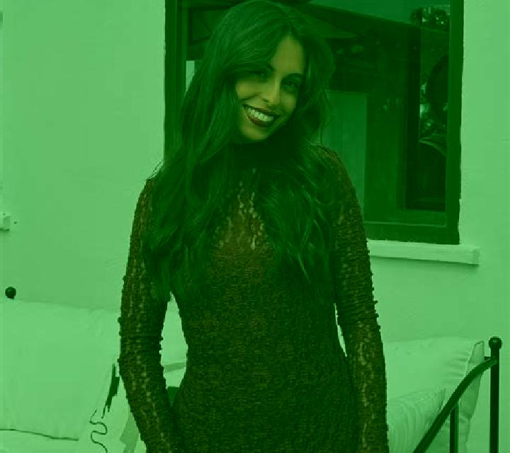 Adriana 2 Segart escort