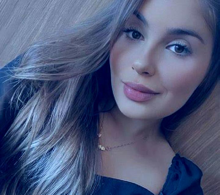 Adriana 3 Besalu escort