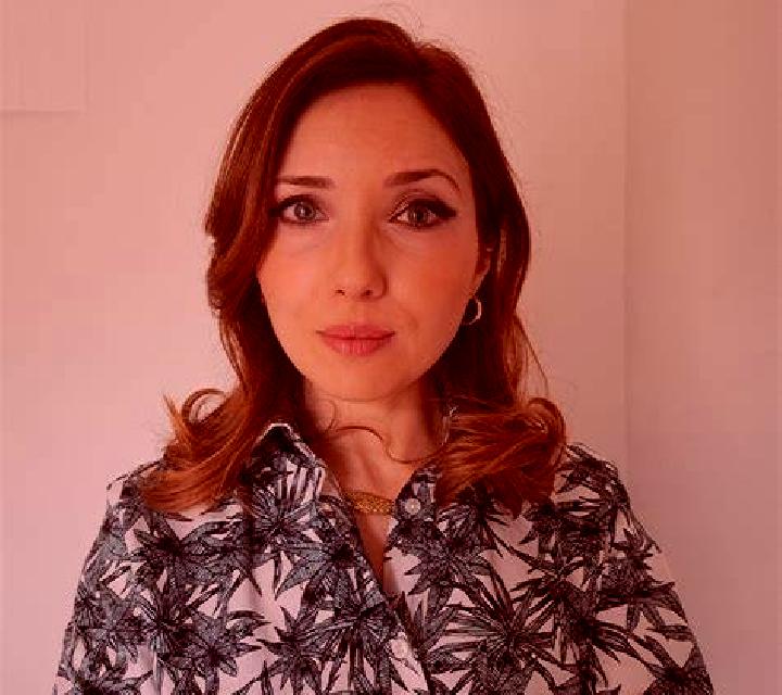 Adriana Peralejos escort