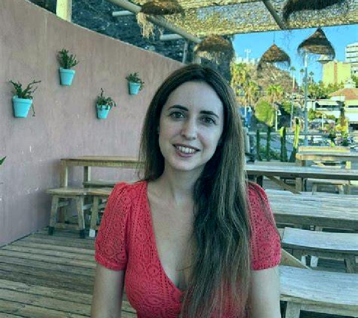 Aitana 2 Uruenas escort