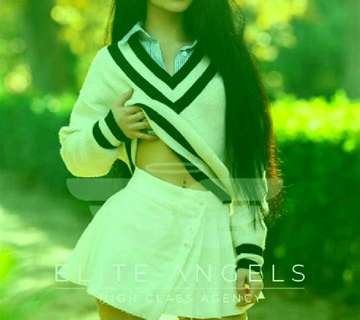 Alejandra Ciriza escort
