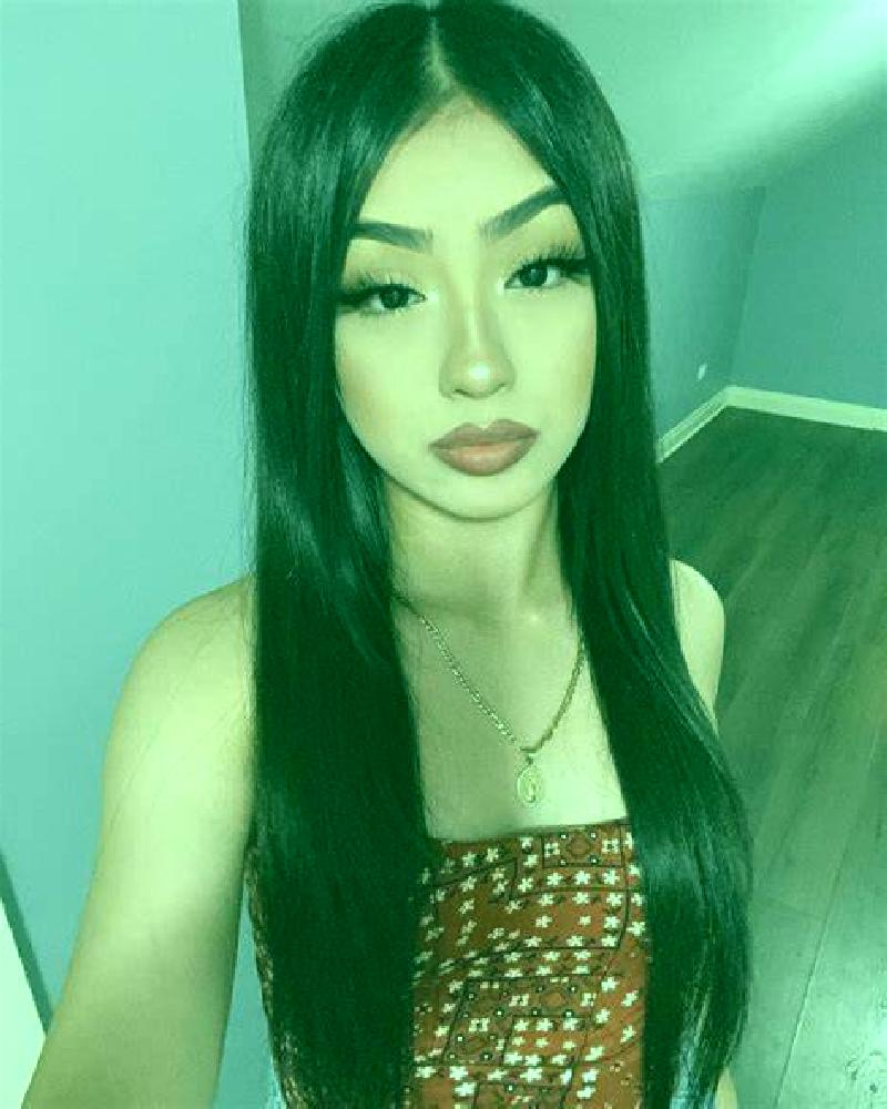 Alejandra Monteagudo de las Salinas escort