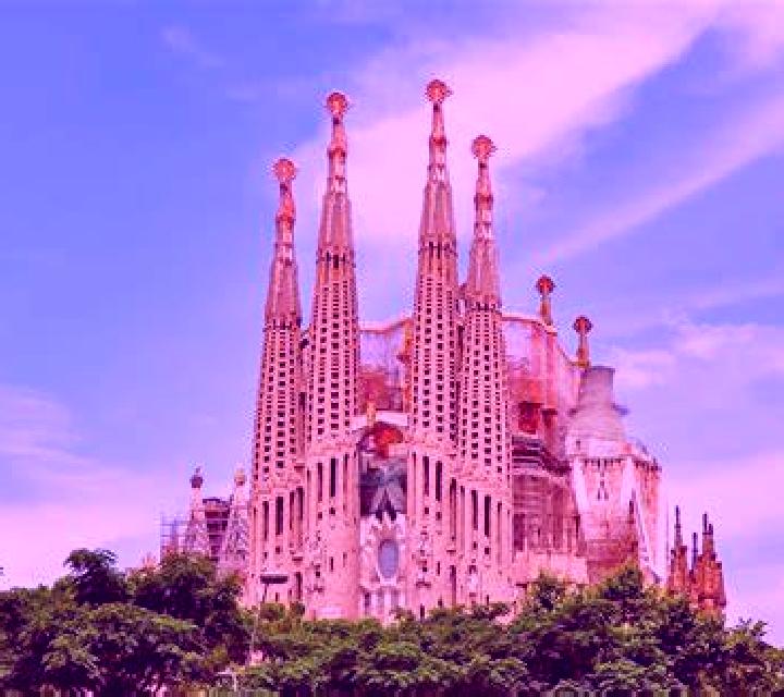 Amanda 2 Sagrada Familia escort