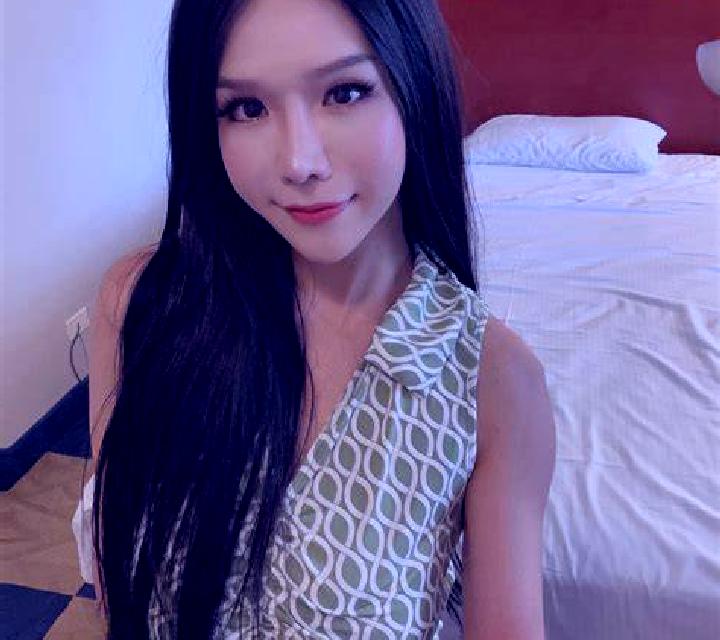 Amaya 2 Valdesalor escort