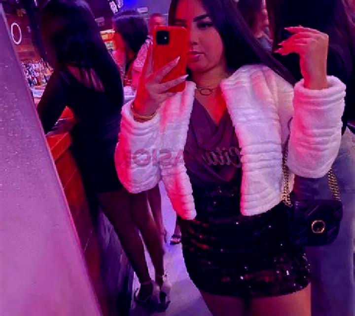 Amaya Cardona escort