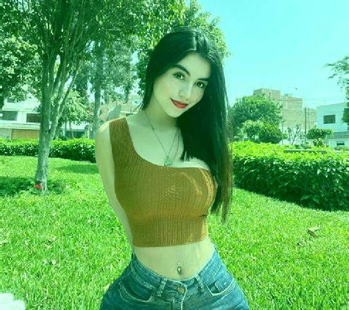 Andrea 3 Alcanices escort