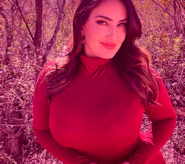 Beatriz Colina escort