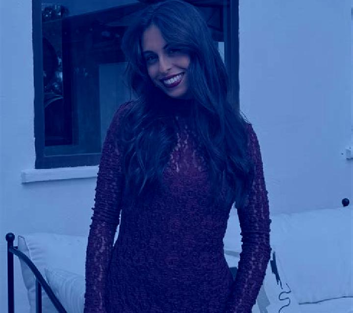 Camila Areny de Noguera / Aren escort
