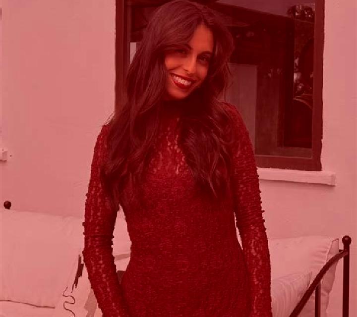 Carla Baro de Viver escort