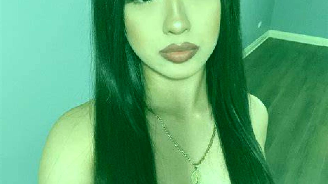 Carmen Posada de Valdeon escort
