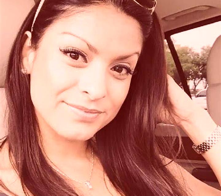 Cecilia Fresneda de la Sierra Tiron escort