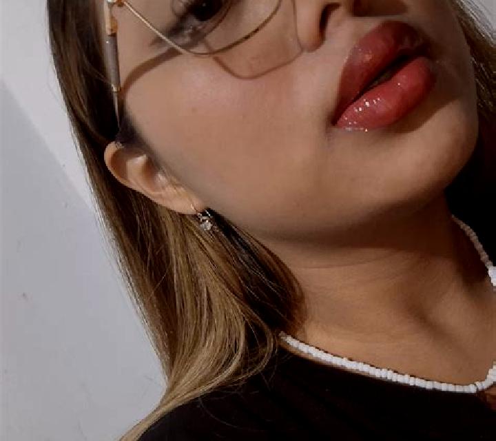 Cecilia Villodre escort