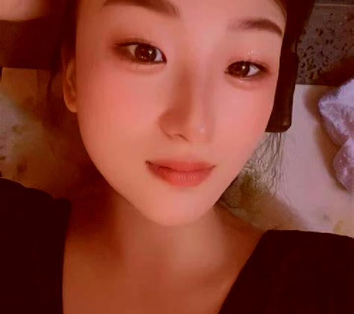 Cielo 2 Almaluez escort