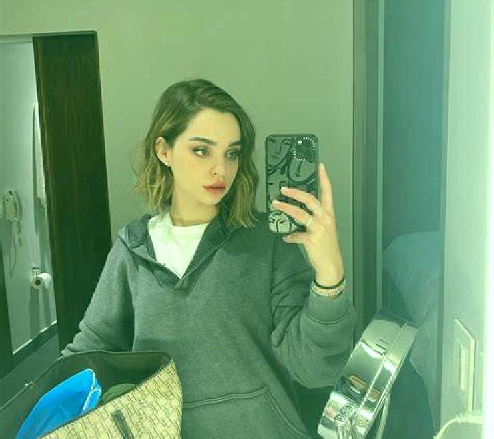 Claudia Santiago de Calatrava escort