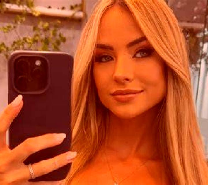 Daniela Valdepielago escort