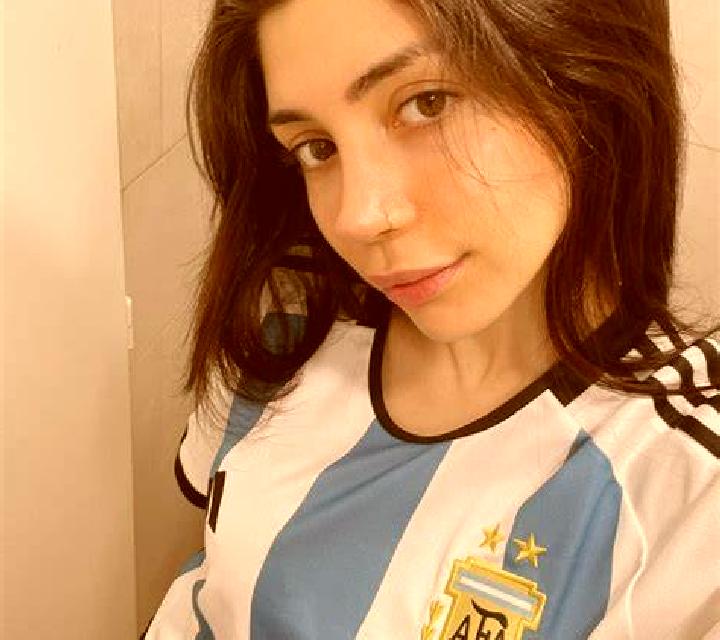 Elena Benissa escort