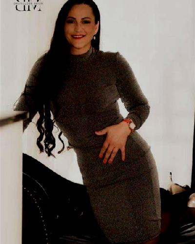 Elena Buciegas escort