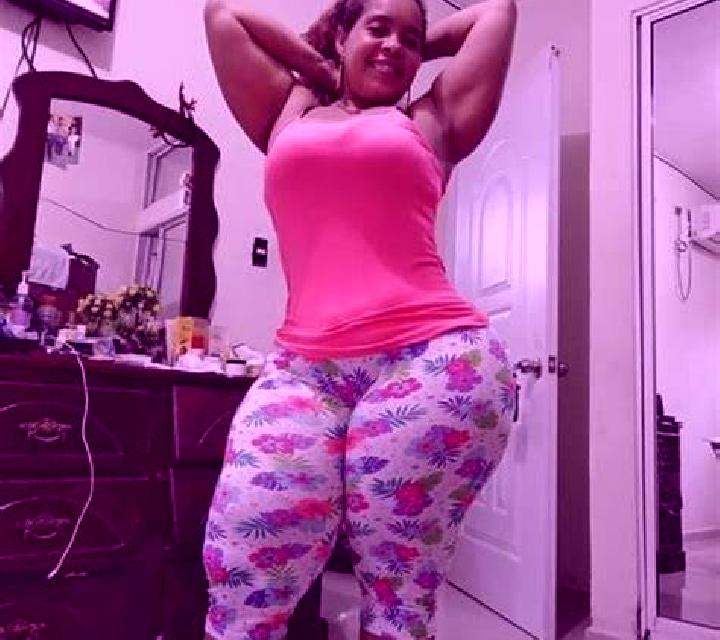 Elena Genave escort
