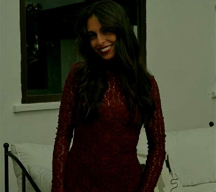Emilia Albunan escort