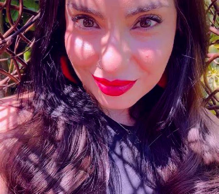Emilia Arano escort
