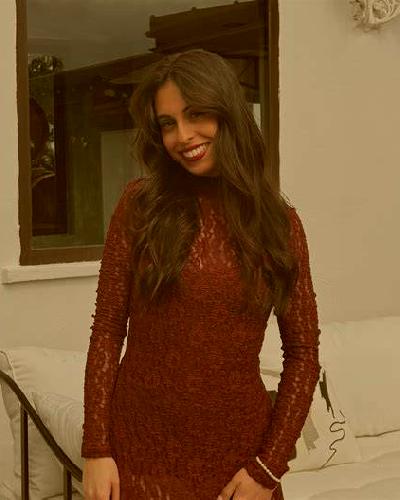 Emilia La Antigua escort