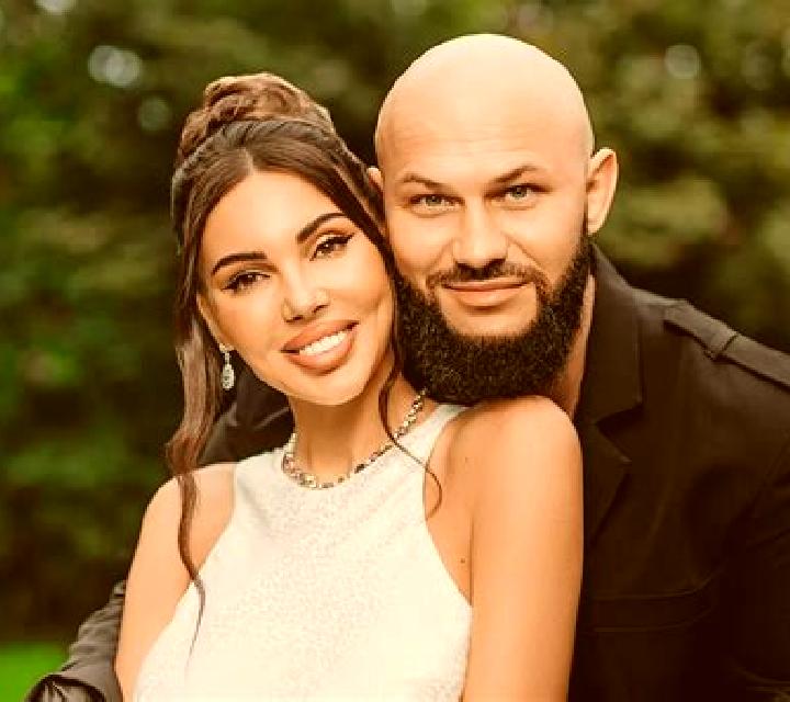 Estrella 2 Premia de Dalt escort