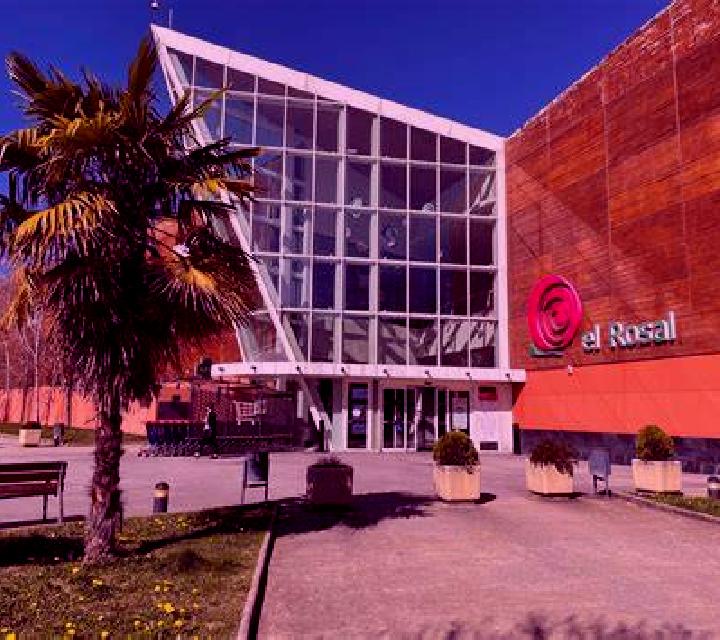 Estrella Sant Feliu de Pallerols escort