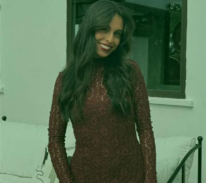 Gabriela Bedar escort