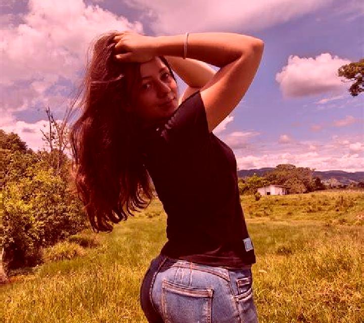 Giulia 3 Puebla de Lillo escort