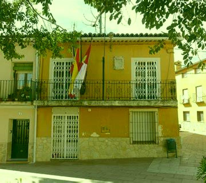 Isabela Santa Cecilia de Voltrega escort