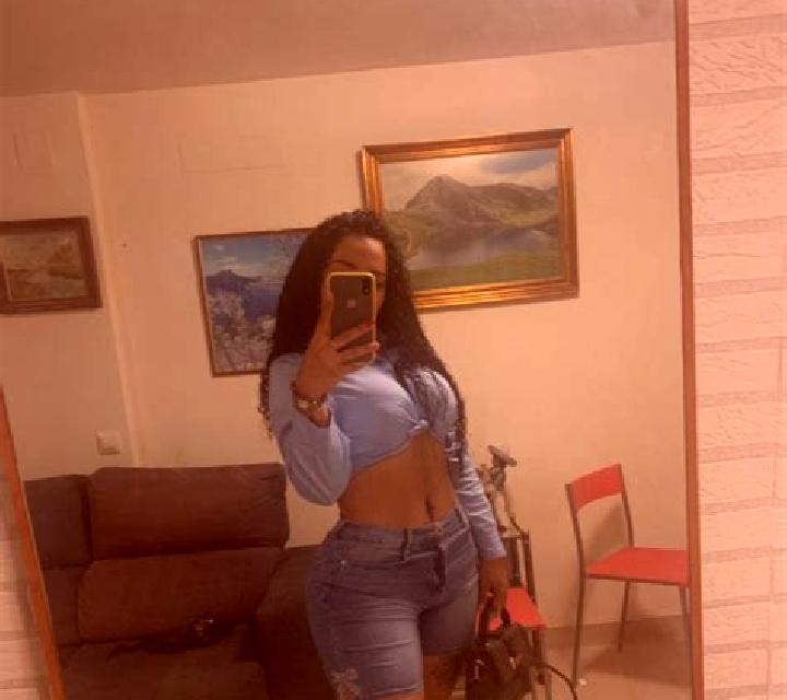 Isabela Sequeros escort