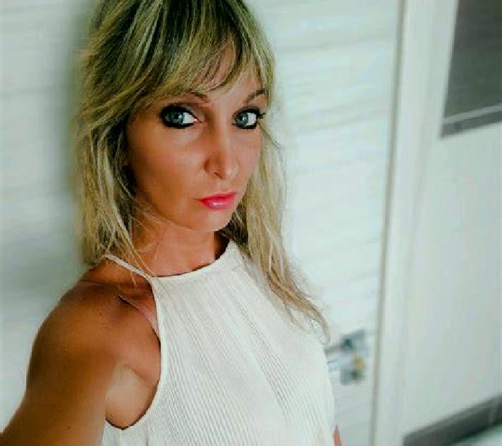 Isabella 3 Nijar escort