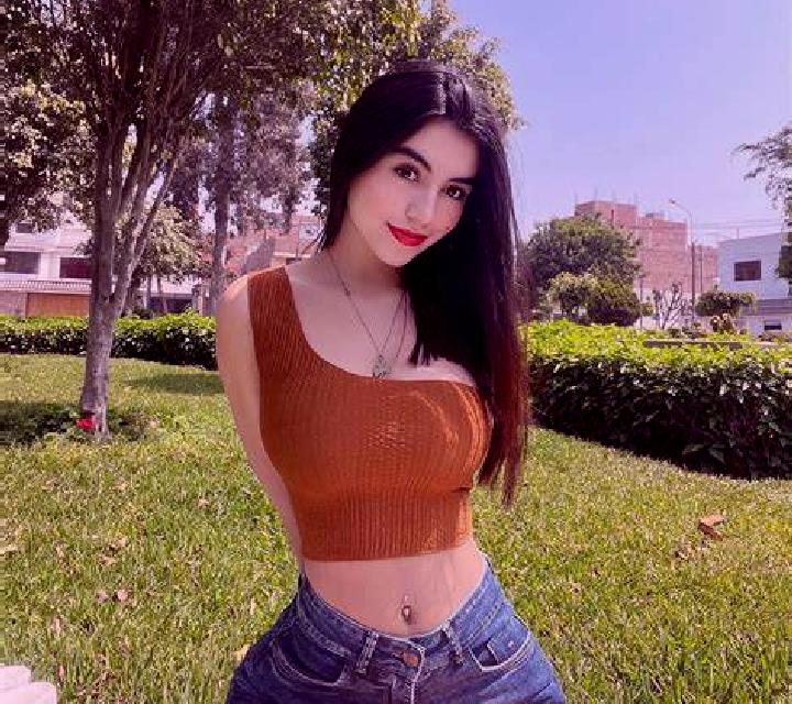 Isabella 3 Sant Pere Pescador escort