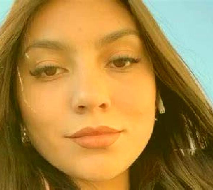 Isabella Es Castell escort