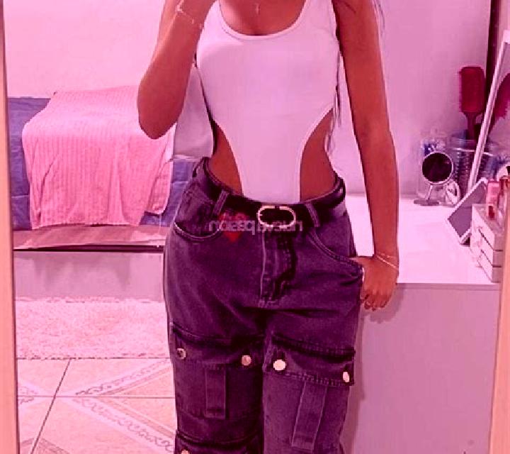 Isabella Loscos escort