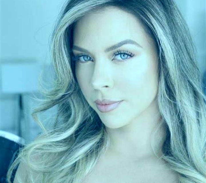 Isabella Paredes de Nava escort