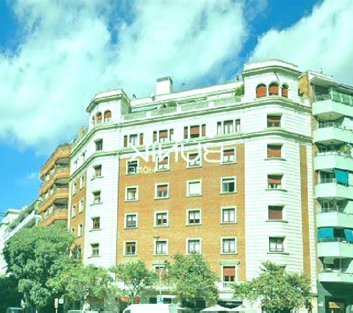 Josefina 2 Binaced escort