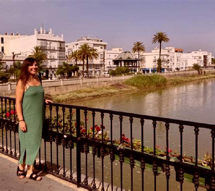 Julia Narros del Castillo escort