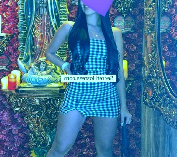 Julia Sahun escort