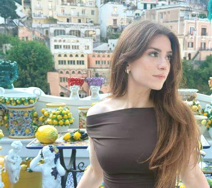 Laia Somontin escort