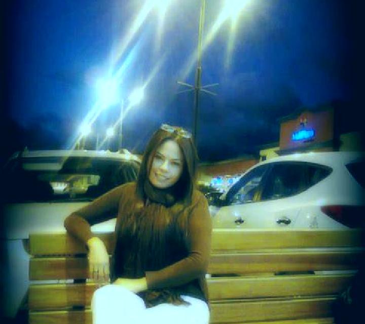 Luna 3 Castanares de Rioja escort
