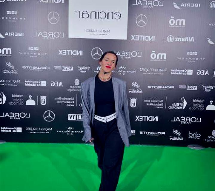 Luna Tanque escort