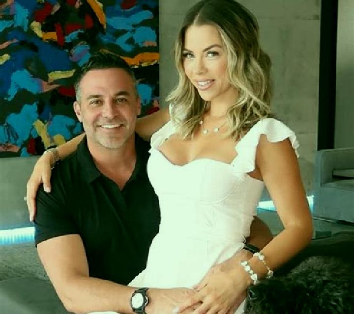 Malena Beas de Segura escort