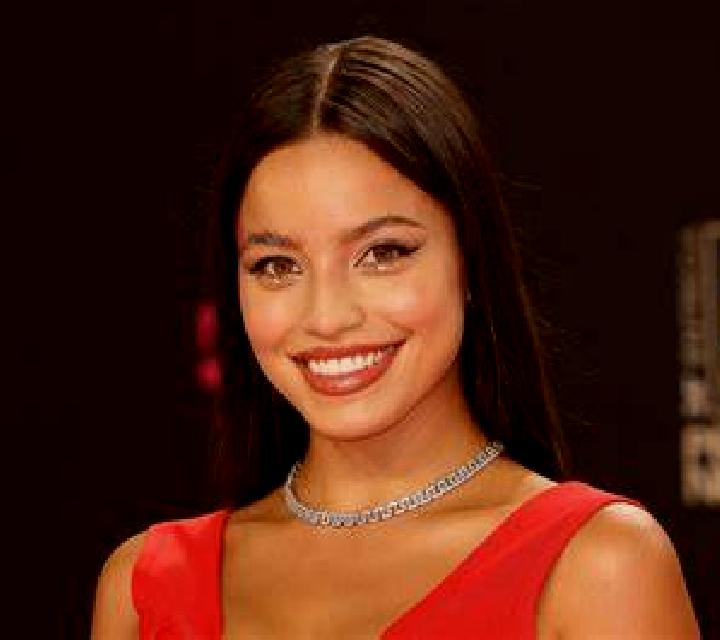 María Alhaurin de la Torre escort