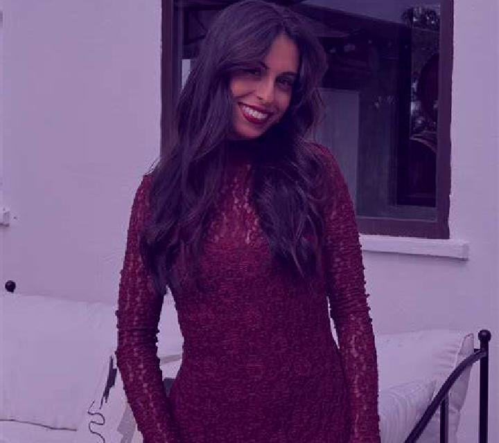 Mariana Cremenes escort