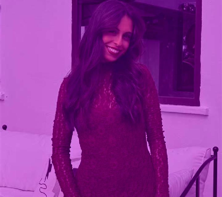 Mariana Reina escort